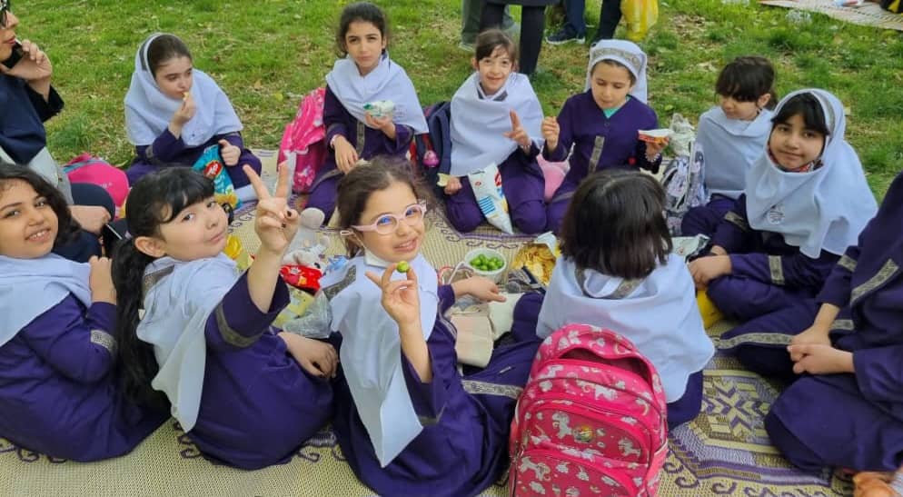 اردوی دانش آموزان عزیز پایه های اول و دوم و دختران گل پیش دبستانی