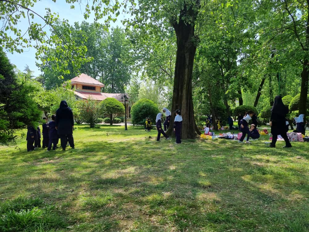 اردوی دانش آموزان عزیز پایه های اول و دوم و دختران گل پیش دبستانی