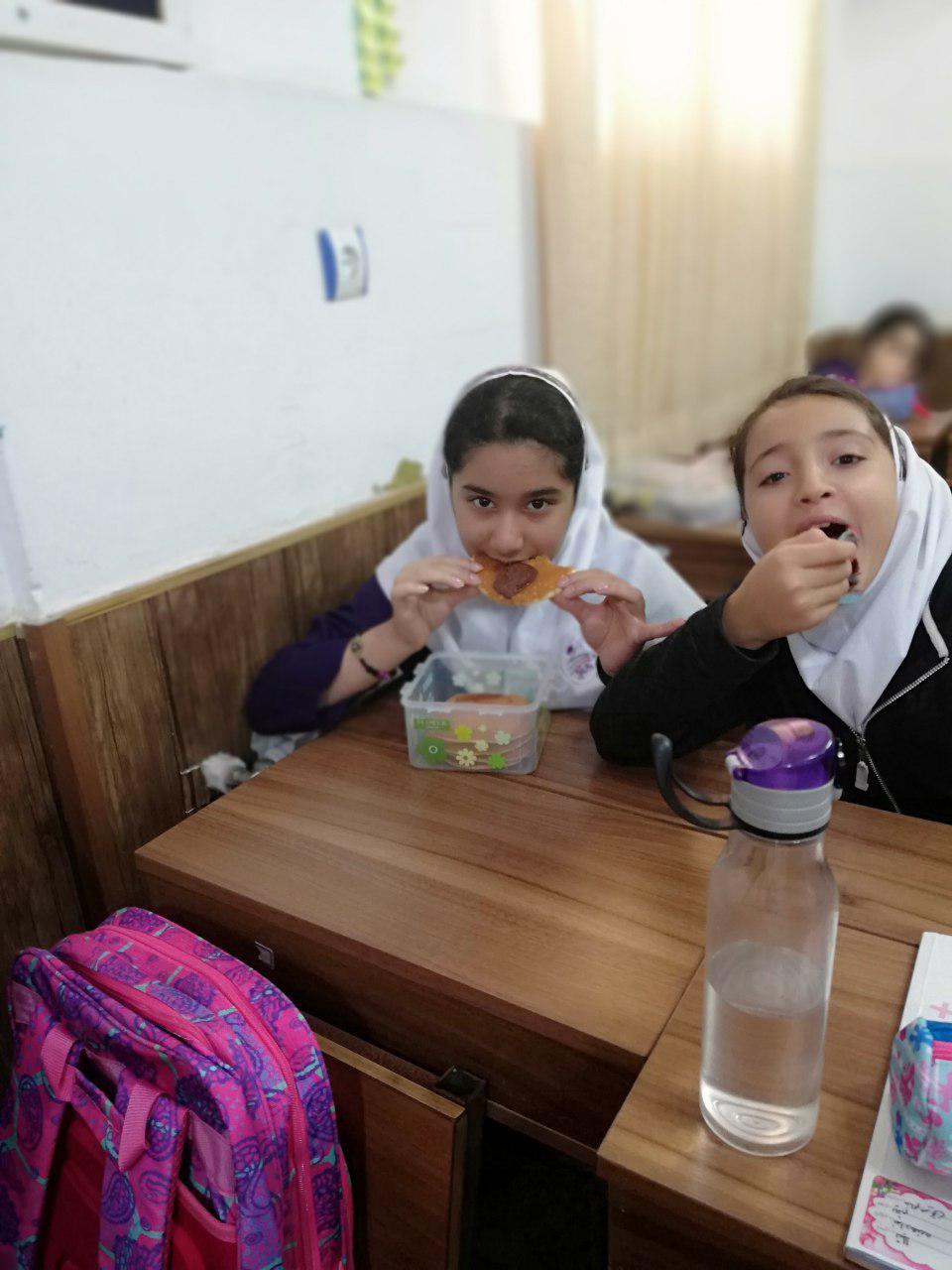 روز جهانی تخم مرغ در دبستان باران اندیشه