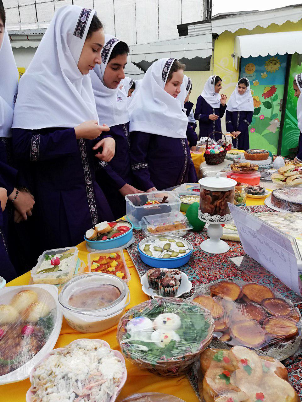 روز جهانی تخم مرغ در دبستان باران اندیشه